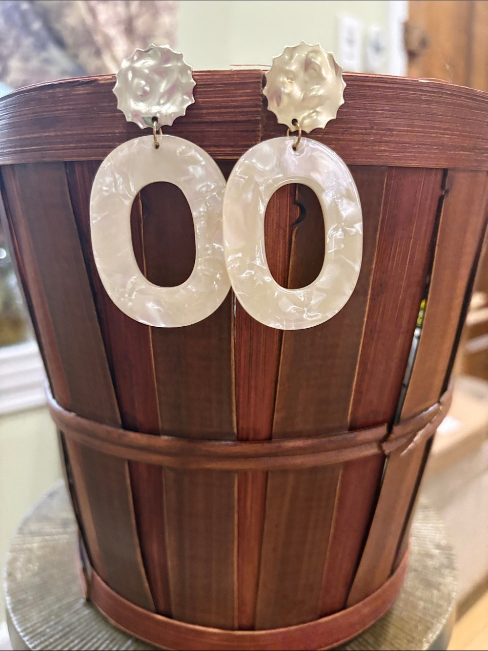 Pearlescent Oval Drop Earrings - Unbranded